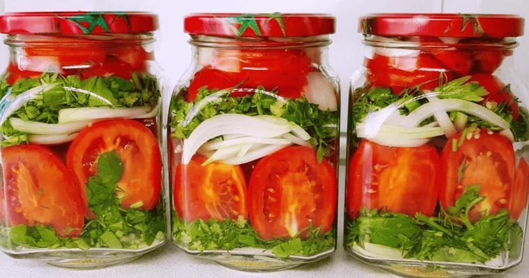 Зникли зі столу за 5 хвилин! Мариновані помідори з гірчицею – ідеальна заготівля на зиму