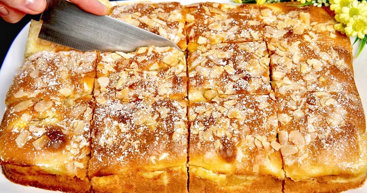 Неймовірний яблучний пиріг за 10 хвилин – всього 4 яблука і море смаку!