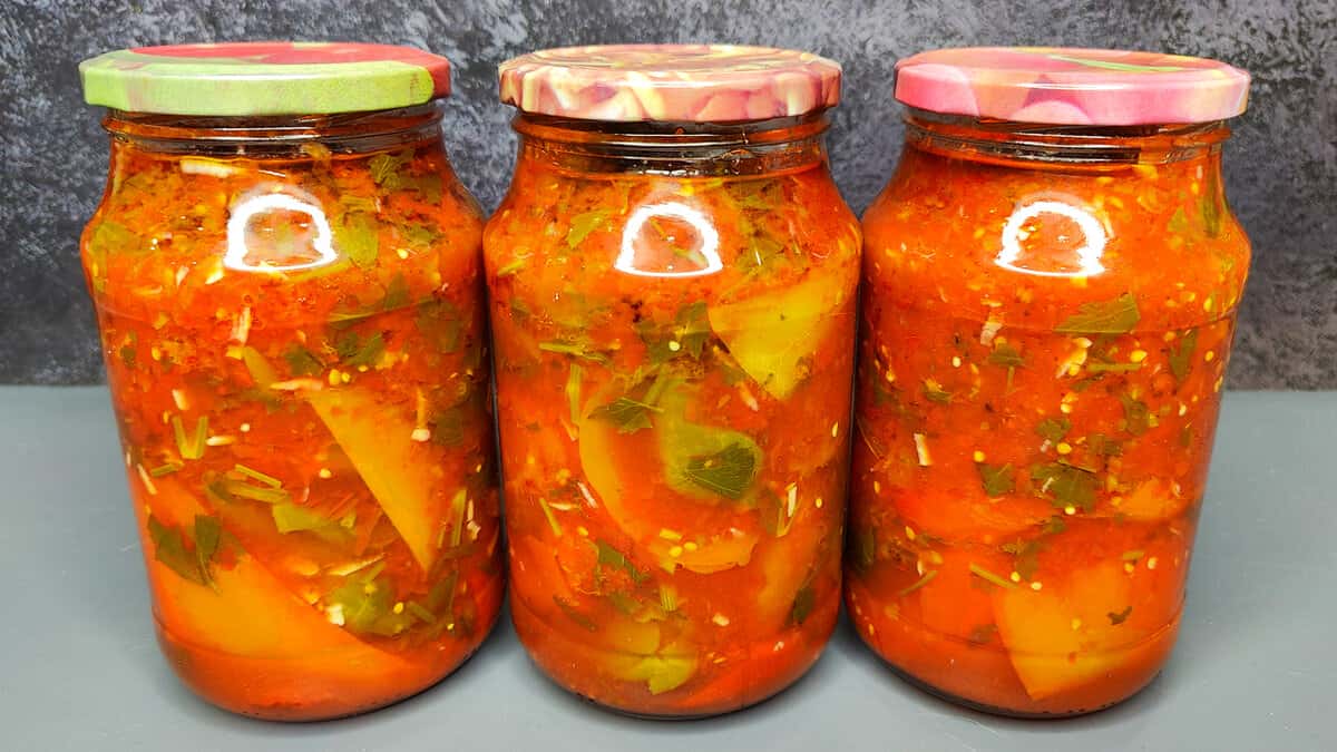 Ахоржак – грузинська пікантна закуска на зиму, яку я готую вже роками