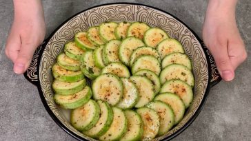 Ніжні кабачки без сиру та майонезу: смачна вечеря за пів години