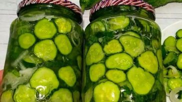 Як зробити огірки у банках яскраво-зеленими та хрусткими: перевірений прийом перед консервацією