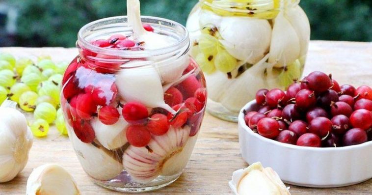 Неповторний смак: як приготувати ароматну заготовку з аґрусу та часнику