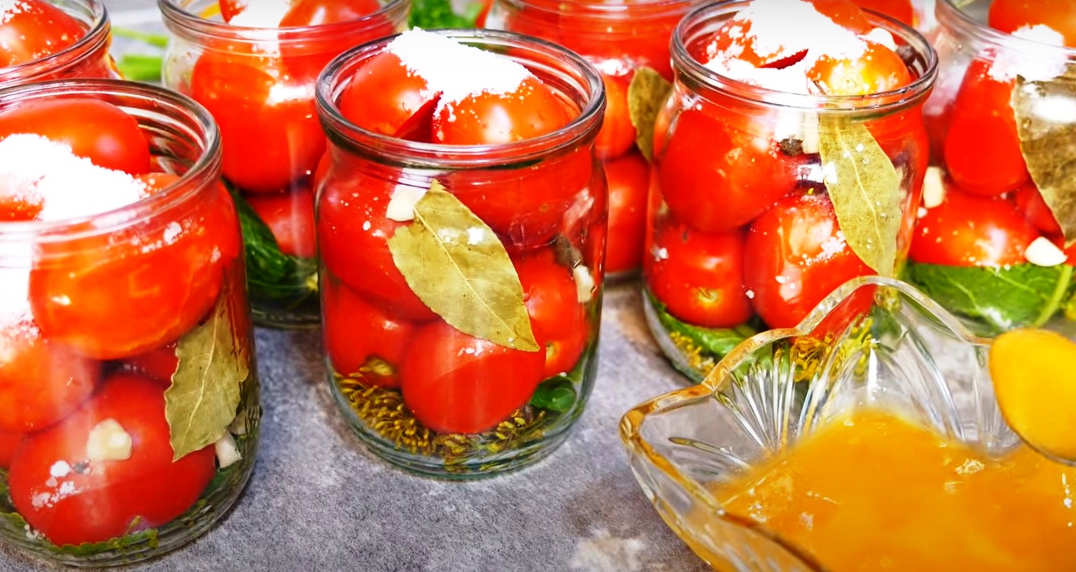 Помідори з медом — смакота, яку важко перевершити!