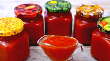 Зберігайте рецепт! Магазинний кетчуп більше не купуємо — готуємо власноруч за перевіреним рецептом!