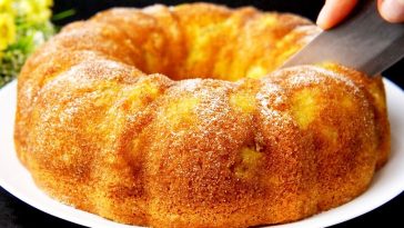 Смакота з Японії: яблучний пиріг без тіста за 5 хвилин, яка підкорить з першого разу!