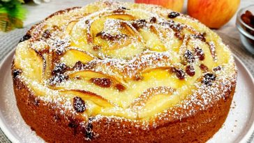 Яблучний пиріг за 10 хвилин — простий і смачний домашній рецепт на щодень