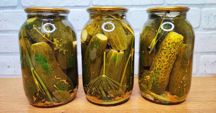 Секрет неймовірно смачних огірків: тепер мариную тільки так! Рецепт, що підкорив з першої спроби!