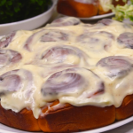 Улюблений пиріг до чаю в нашій родині – “Насолода”! Готується легко, а смак підкорює з першого шматочка