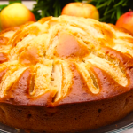 Знахідка для зайнятих господинь: пиріг на кефірі за 9 хвилин підготовки!