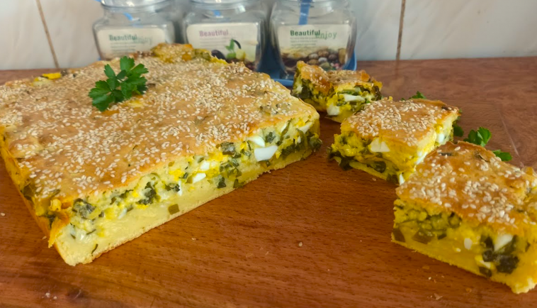 Весняний заливний пиріг “Травневий” на кефірі — дякую за ідею сусідці з села!