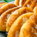 Домашні пиріжки «Придорожні» — ще ніколи не були такими смачними!