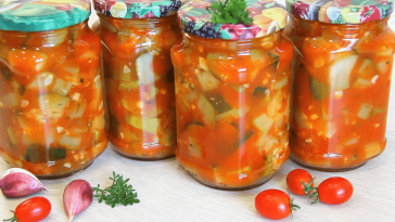 Кабачки в томатному соусі на зиму — улюблений рецепт за мінімум клопоту!