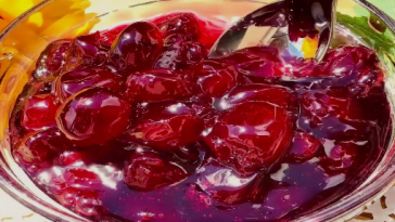 Справжній смак літа: густе вишневе варення — без зайвого клопоту!