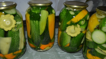 Овочеве асорті на зиму: простий рецепт без зайвих клопотів