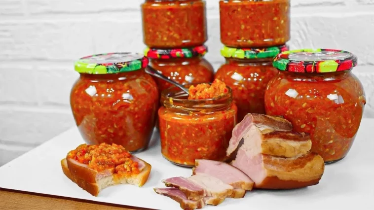 Аджика з кабачків на зиму — 50 банок зникли вмить!