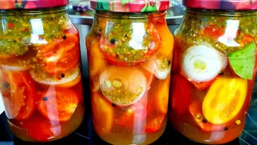 З’їли все до останньої краплі — навіть маринад! Помідори половинками на зиму, що підкорили всіх!