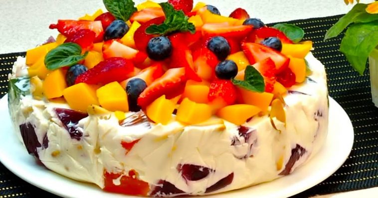 Торт для спекотних днів: готується за хвилини й кращий за морозиво!