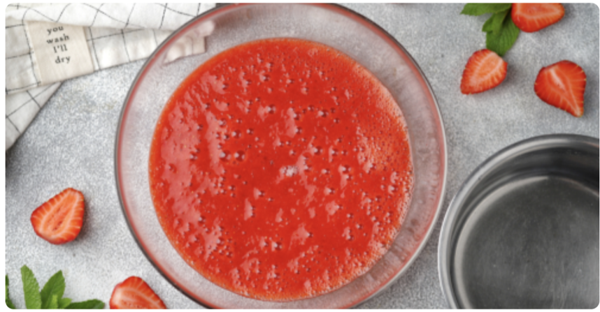 Лише полуниця та вода! В сезон полуниці, готую щодня таке морозиво. Раз, два і готово!