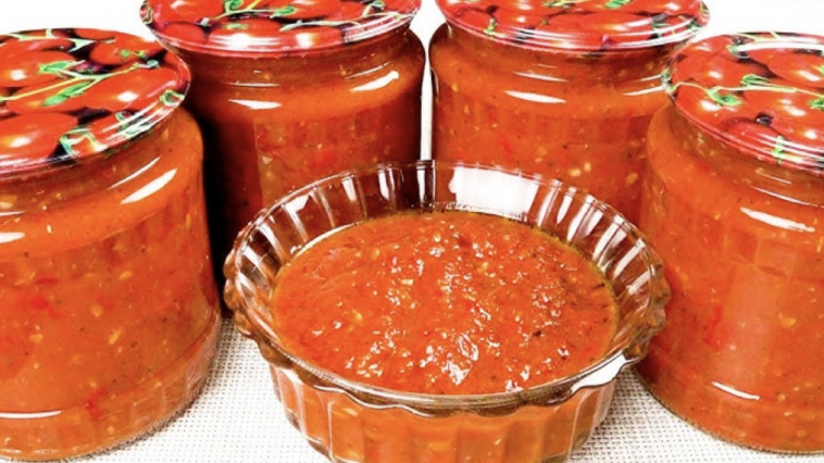 Цей соус – моя улюблена зимова заготівля: додаю його буквально до всього!