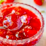 Найвдаліший спосіб приготувати полуничне варення — “смажене” на сковороді! 🍓