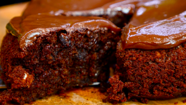 Коли гості вже на порозі! Пиріг «Три склянки» — смачно та просто