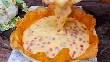 Краще, ніж «Шарлотка»! Цей ягідний пиріг — справжнє золото!