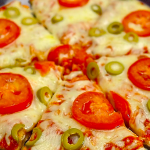 Усі ахнули від смаку! Без духовки! Піца на сковороді за 5 хвилин