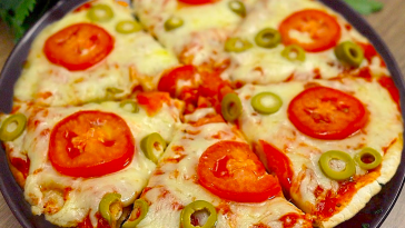 Усі ахнули від смаку! Без духовки! Піца на сковороді за 5 хвилин