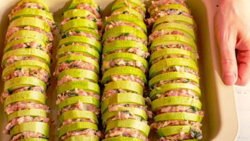 💥 У сто разів смачніше за голубці! Кабачки з фаршем — ніяких турбот: виклав у форму й у духовку!