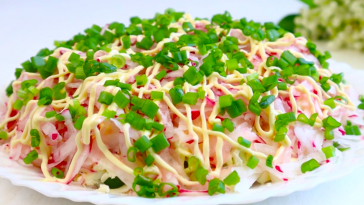 Літній салат «Фаворит»: ніжний, соковитий та неймовірно смачний