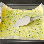 Пиріг, що смачніший за піцу! Готуємо з кабачків і листкового тіста за лічені хвилини