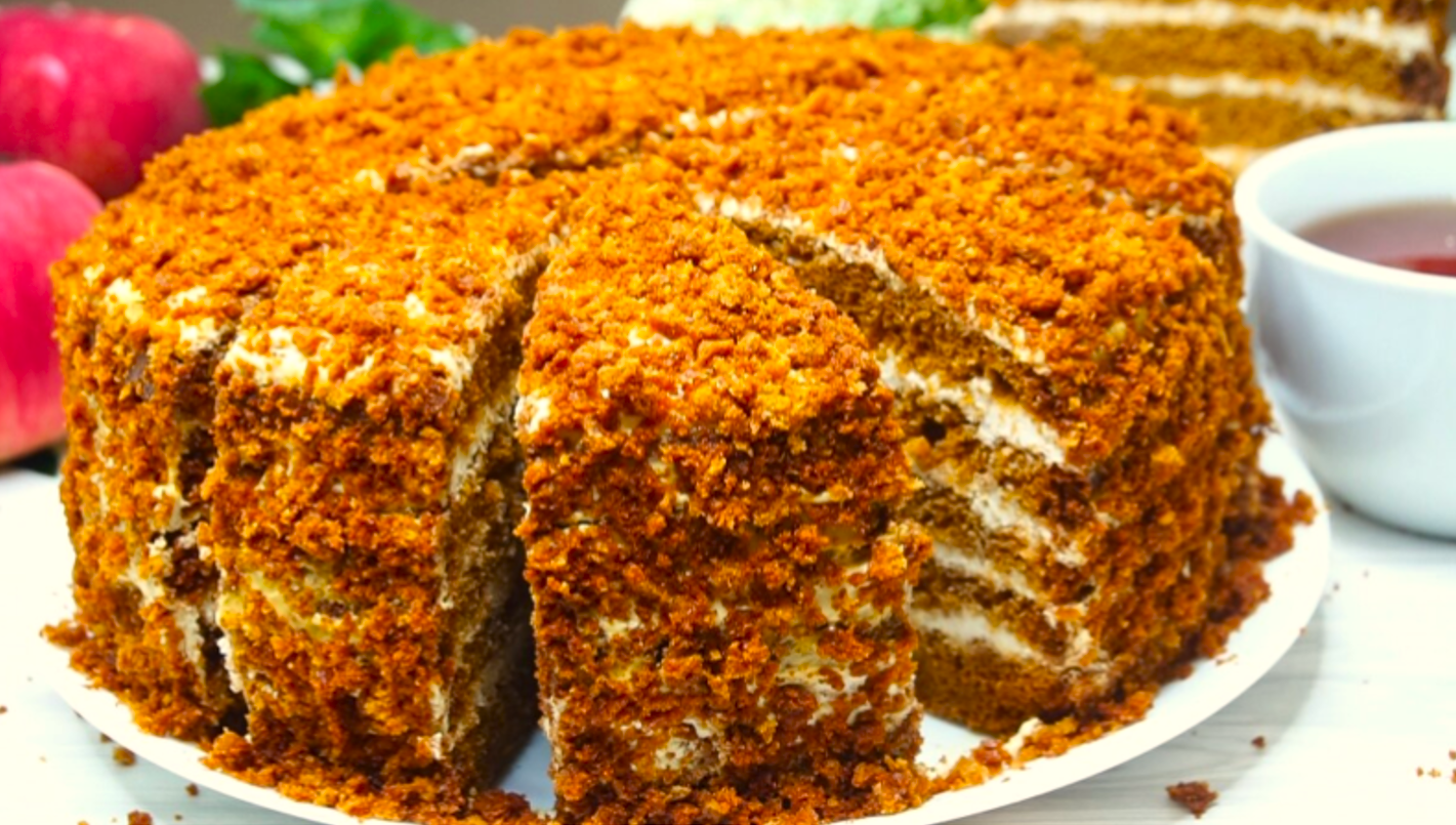 Торт «Медовий Пух» без розкочування коржів — ніжний, смачний і напрочуд простий