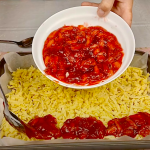 «Та хто ж їсть той тертий пиріг?» – усміхнувся чоловік і залишив нам... порожню тарілку