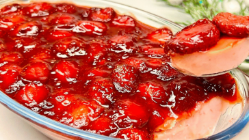 Полуничний десерт без духовки та желатину, який я готую знову і знову!