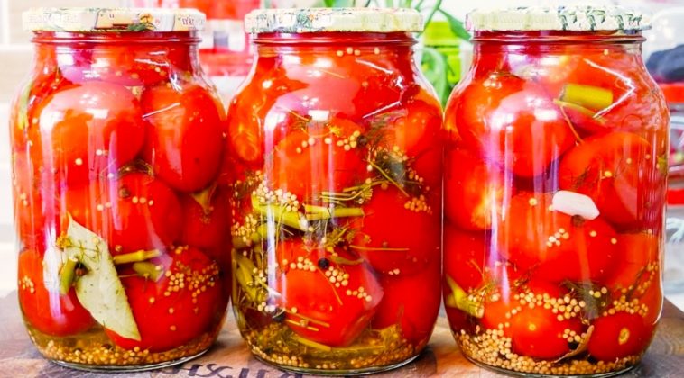 Кисло-солодкі помідори з гірчицею на зиму — мій перевірений рецепт!