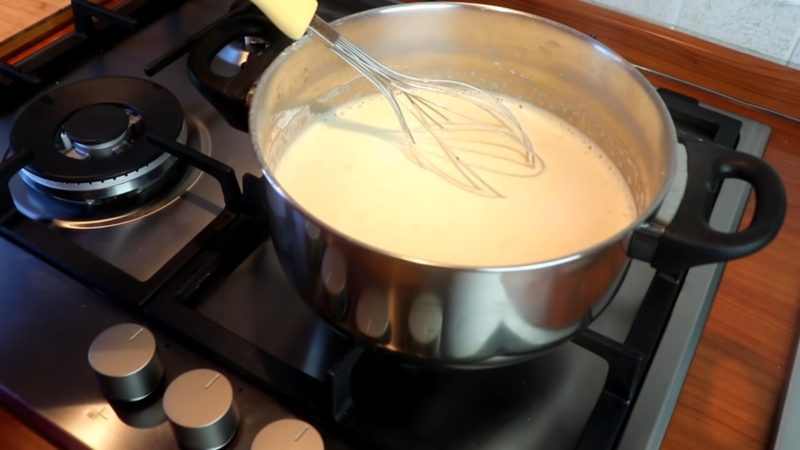 Польський торт, який тане в роті: бюджетний десерт із вишуканим смаком 11 Польський торт, який тане в роті: бюджетний десерт із вишуканим смаком