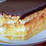 Домашній торт із заварним кремом за 30 хвилин — смак дитинства, перевірений роками! 🍰