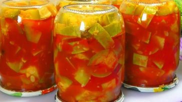 Хрусткі кабачки в томаті з часничком — смакота на зиму!