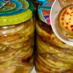Кабачки з часничком по-домашньому: ароматна закуска на зиму
