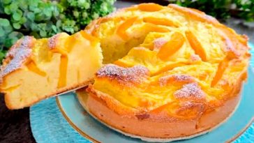 Найсмачніший абрикосовий пиріг: ніжний, соковитий та ароматний! 🍑