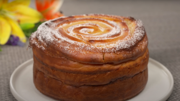 Літній яблучний пиріг «Торнадо» з сирним кремом — ніжність, що підкорює світ