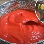 Домашня томатна паста та помідори у власному соку — 2 в 1 без відходів!