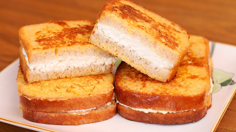 Сніданки до школи: солодкі грінки, від яких діти у захваті