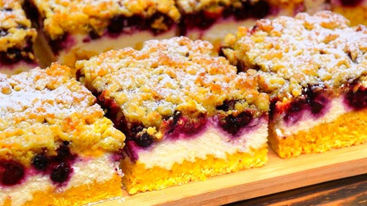 🍇 Пісочний пляцок із пудингом та соковитими сливами