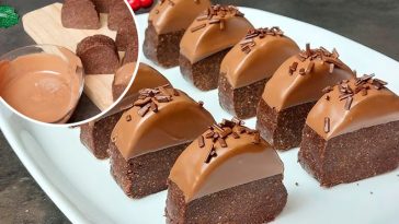 Ніжний шоколадний десерт без випічки за 10 хвилин