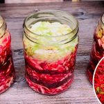 Квашена капуста з буряком — з’їдаємо банку за один присіст!