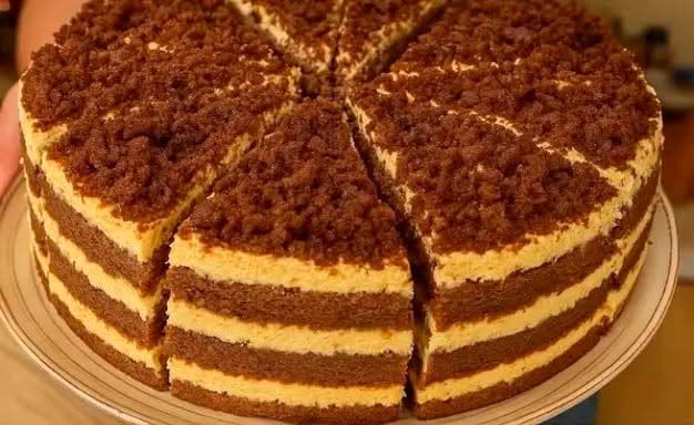 🍫 Шоколадний торт на кефірі з кремом із вареного згущеного молока — покроковий рецепт