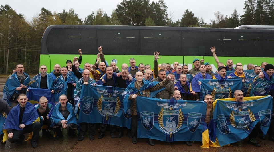 Обмін полоненими 02.10: Україна повернула 185 захисників і 20 цивільних