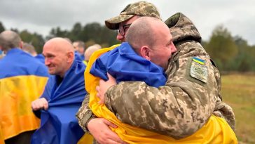 Обмін полоненими 02.10: Україна повернула 185 захисників і 20 цивільних