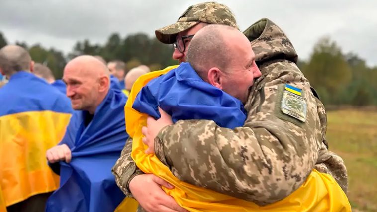 Обмін полоненими 02.10: Україна повернула 185 захисників і 20 цивільних